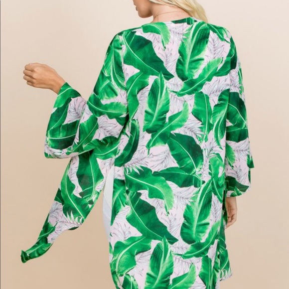 ✴️LAST ONE✴️ SMALL TROPICAL PRINT KIMONO - Picture 9 of 12